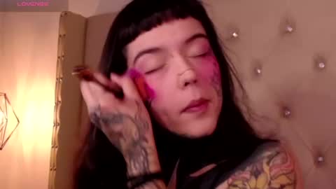 Snapshot of fairyflexxx chatting on 12/20/24, 01:03 Fairy online show from 12/20/24, 01:03