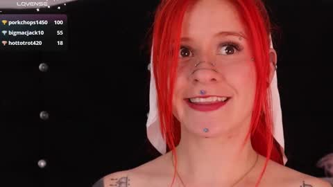 Snapshot of fairyflexxx chatting on 02/11/25, 12:17 Fairy online show from 02/11/25, 12:17