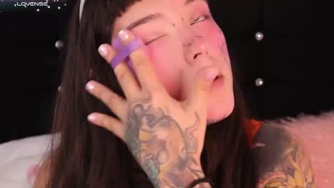 Snapshot of fairyflexxx chatting on 02/12/25, 11:18 Fairy online show from 02/12/25, 11:18