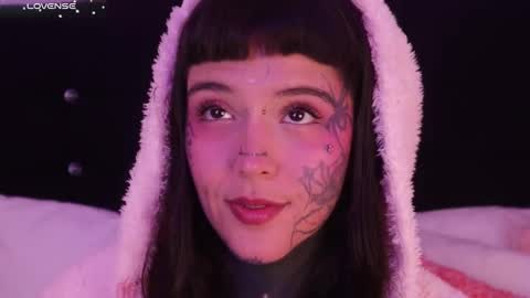 Snapshot of fairyflexxx chatting on 02/14/25, 09:32 Fairy online show from 02/14/25, 09:32