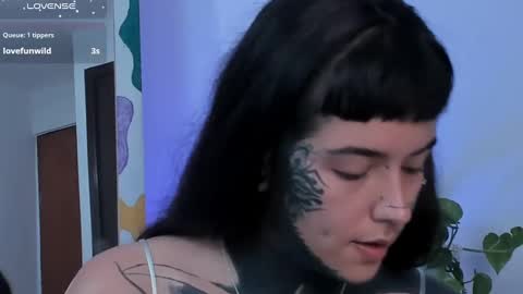 Snapshot of fairyflexxx chatting on 03/09/25, 01:26 Fairy online show from 03/09/25, 01:26