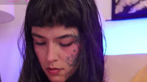 Snapshot of fairyflexxx chatting on 10/06/25, 04:04 Fairy online show from 10/06/25, 04:04