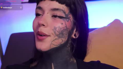 Snapshot of fairyflexxx chatting on 10/07/25, 04:09 Fairy online show from 10/07/25, 04:09