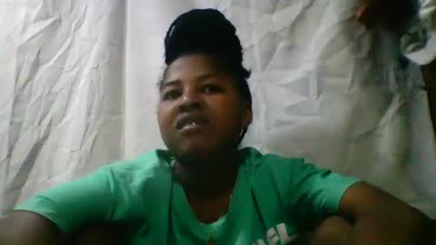 faissane9794 online show from 03/25/26, 09:48