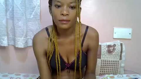 Snapshot of faizah_ chatting on 03/25/26, 12:27 faizah_ online show from 03/25/26, 12:27