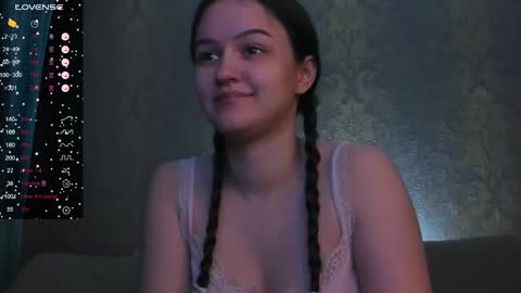 falcon baby online show from 02/27/25, 06:42