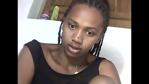 Snapshot of falielyse chatting on 09/12/25, 04:34 falielyse online show from 09/12/25, 04:34