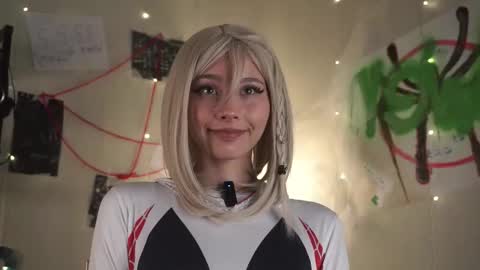 Kaori online show from 09/23/25, 07:17