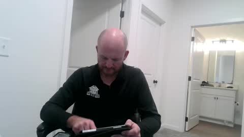 Snapshot of fallout7657 chatting on 10/02/25, 07:04 Daddy online show from 10/02/25, 07:04