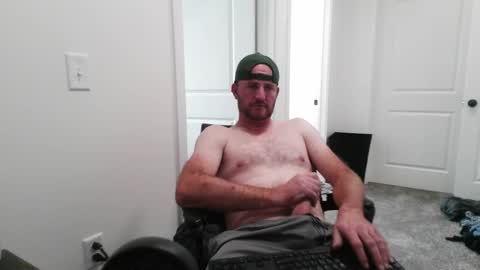 Snapshot of fallout7657 chatting on 10/16/25, 07:48 Daddy online show from 10/16/25, 07:48