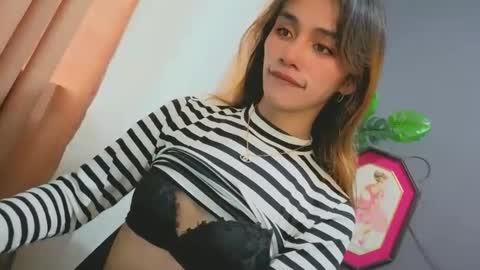 Snapshot of familystroke_twinny8 chatting on 11/03/25, 09:59 Alexandra x Alexandro online show from 11/03/25, 09:59