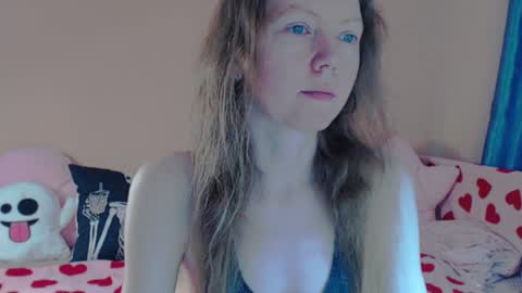 Snapshot of fanatka chatting on 03/27/26, 03:56 BUNNYGal online show from 03/27/26, 03:56