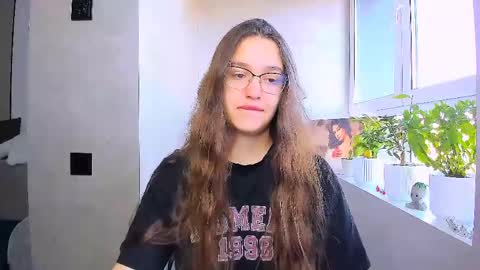 fancy bunny online show from 05/05/26, 05:37