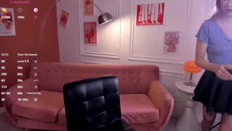 Snapshot of fancyamelia chatting on 09/20/25, 12:28 fancyamelia online show from 09/20/25, 12:28