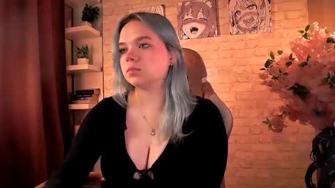 Bella online show from 12/19/25, 02:13