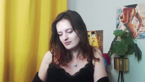 Snapshot of fancynadine chatting on 12/10/24, 12:38 Nadine online show from 12/10/24, 12:38