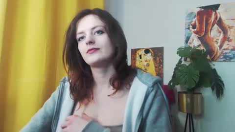 Snapshot of fancynadine chatting on 12/11/24, 12:23 Nadine online show from 12/11/24, 12:23