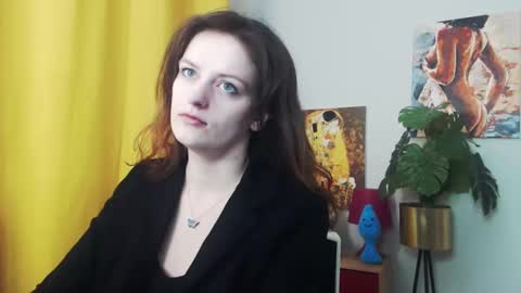 Snapshot of fancynadine chatting on 12/17/24, 06:24 Nadine online show from 12/17/24, 06:24