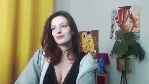 Snapshot of fancynadine chatting on 01/11/25, 07:17 Nadine online show from 01/11/25, 07:17