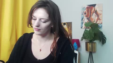 Snapshot of fancynadine chatting on 01/13/25, 09:19 Nadine online show from 01/13/25, 09:19