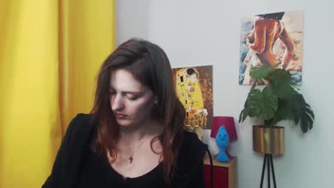 Snapshot of fancynadine chatting on 01/13/25, 12:24 Nadine online show from 01/13/25, 12:24