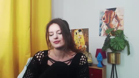 Snapshot of fancynadine chatting on 01/18/25, 11:00 Nadine online show from 01/18/25, 11:00