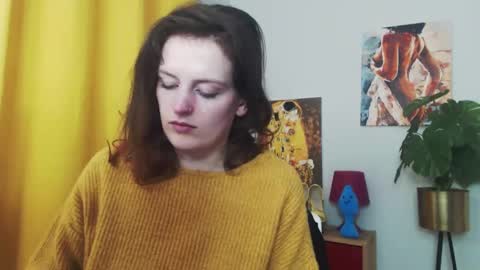 Snapshot of fancynadine chatting on 01/21/25, 12:29 Nadine online show from 01/21/25, 12:29