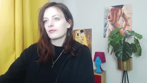 Snapshot of fancynadine chatting on 02/21/25, 06:18 Nadine online show from 02/21/25, 06:18