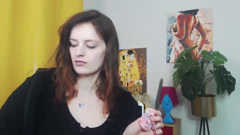 Snapshot of fancynadine chatting on 03/10/25, 09:21 Nadine online show from 03/10/25, 09:21