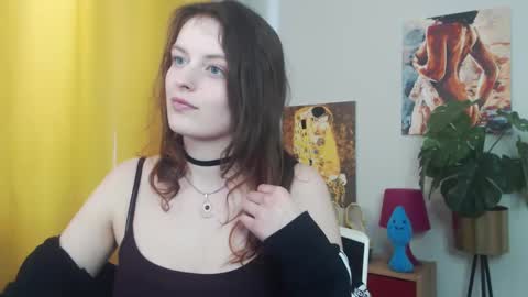 Snapshot of fancynadine chatting on 03/12/25, 12:26 Nadine online show from 03/12/25, 12:26