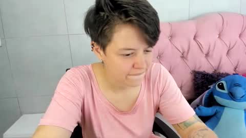 FANNY online show from 11/06/25, 03:51