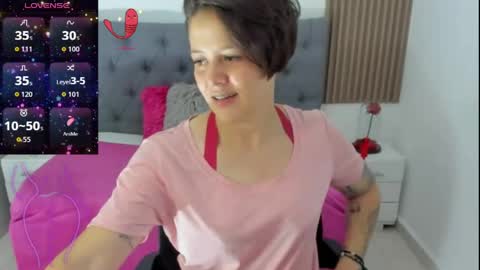 Snapshot of fanny_18 chatting on 05/26/26, 07:32 FANNY online show from 05/26/26, 07:32