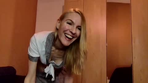 Fanny online show from 12/29/24, 03:00