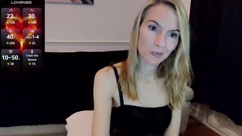Fanny online show from 03/02/25, 03:13