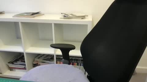 Alex online show from 12/09/24, 01:34