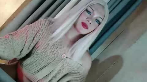 Snapshot of fantasticcock69_daniella chatting on 02/03/26, 11:32 DANIELLA - DONT FORGET TO GIVE ME A THUMBSU UP online show from 02/03/26, 11:32