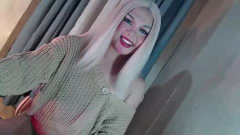 Snapshot of fantasticcock69_daniella chatting on 03/06/26, 10:23 DANIELLA - DONT FORGET TO GIVE ME A THUMBSU UP online show from 03/06/26, 10:23