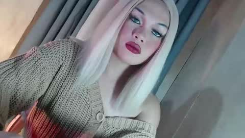 Snapshot of fantasticcock69_daniella chatting on 03/09/26, 10:58 DANIELLA - DONT FORGET TO GIVE ME A THUMBSU UP online show from 03/09/26, 10:58