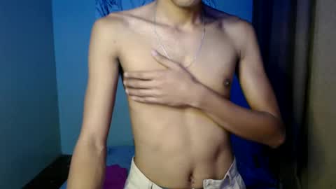 Snapshot of fantasy_davidxx chatting on 03/08/25, 12:30 David online show from 03/08/25, 12:30