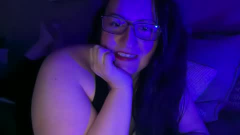 Snapshot of fantasygirl999 chatting on 01/09/26, 04:15 fantasygirl999 online show from 01/09/26, 04:15