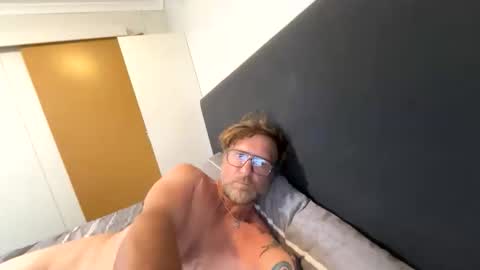 fantasying01 online show from 12/01/25, 12:43