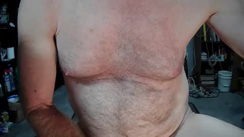 Snapshot of fantasyresort chatting on 12/05/24, 04:20 fantasyresort online show from 12/05/24, 04:20