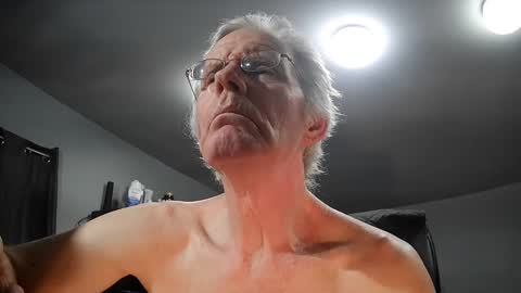 Snapshot of fantasyresort chatting on 01/26/25, 04:09 fantasyresort online show from 01/26/25, 04:09