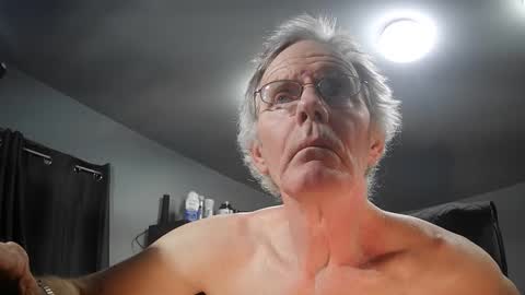 Snapshot of fantasyresort chatting on 02/08/25, 04:36 fantasyresort online show from 02/08/25, 04:36