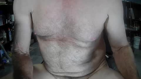 Snapshot of fantasyresort chatting on 10/17/25, 03:10 fantasyresort online show from 10/17/25, 03:10