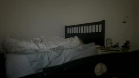 my mind is craving even when I sleep... online show from 08/06/26, 09:22