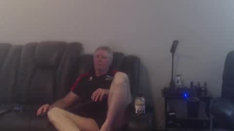 Snapshot of fantom666 chatting on 10/15/25, 05:57 PHANTOM online show from 10/15/25, 05:57