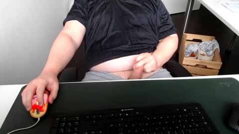 Snapshot of fap_n_play chatting on 11/15/25, 10:23 Cardi online show from 11/15/25, 10:23