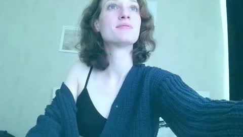 Kira online show from 11/17/25, 11:27