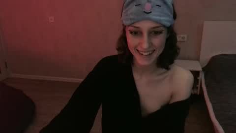 Kira online show from 01/13/26, 10:15